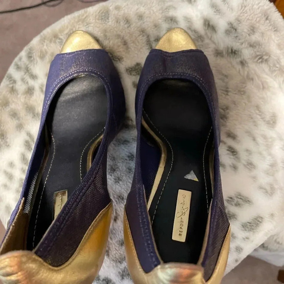 REPORT SIGNATURE TOLUCA2 PEEP TOE HEELS METALLIC GOLD AND DENIM BLUE SIZE 8 - Picture 6 of 15